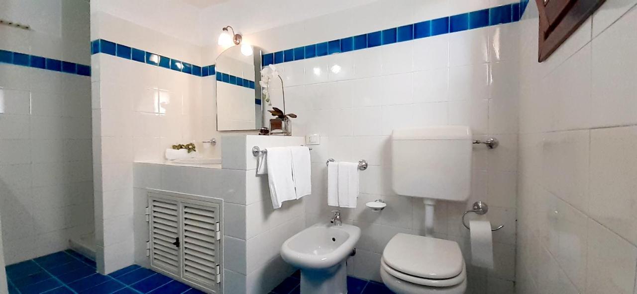 Appartement Stazzo San Teodoro L'Olivastro Piscina Condivisa Extérieur photo